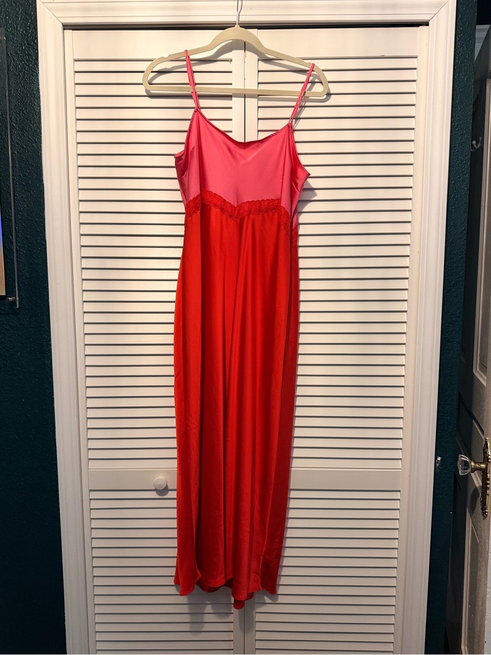 Gianni Bini Two-Tone Pink and Red Satin Slip